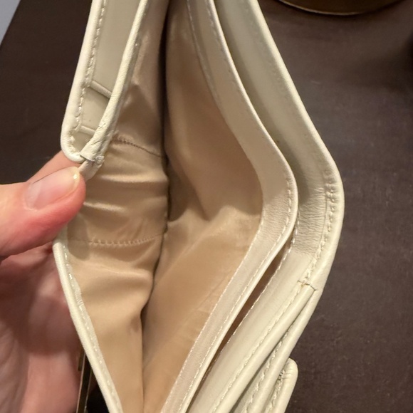 Coach Signature French Purse Wallet 40455 White/Khaki Brass Turnlock NWT - Picture 4 of 7